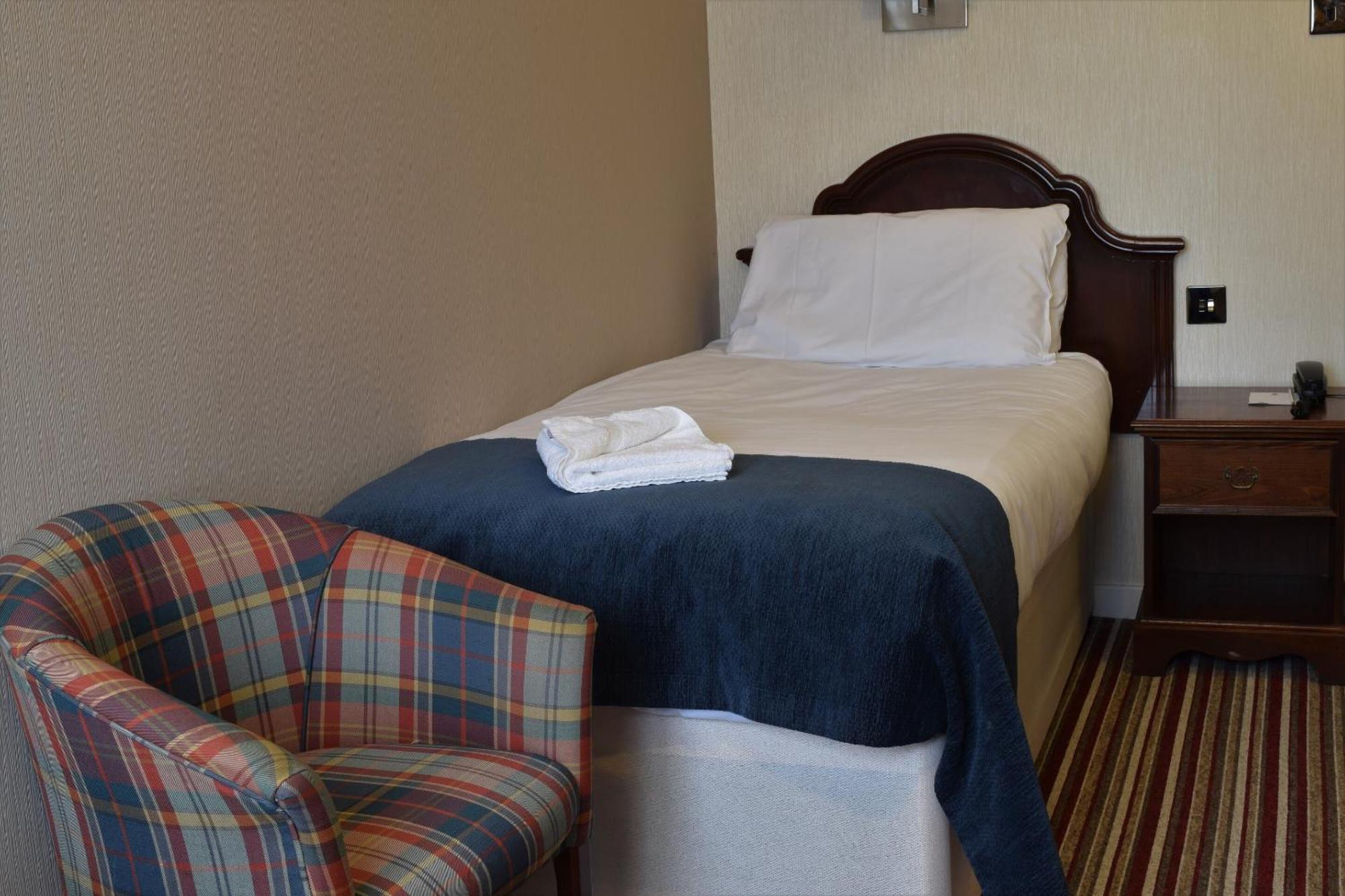The Rose & Crown Hotel Тонбридж Экстерьер фото